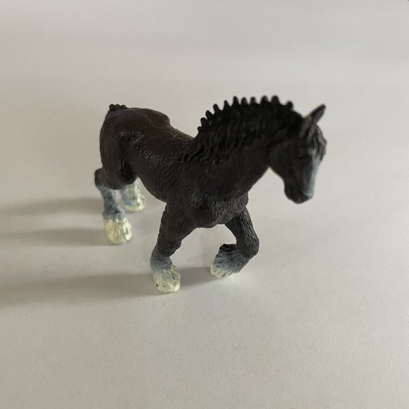 Safari Limited Black Friesian Mare Horse Animal Figurine - Picture 2 of 8
